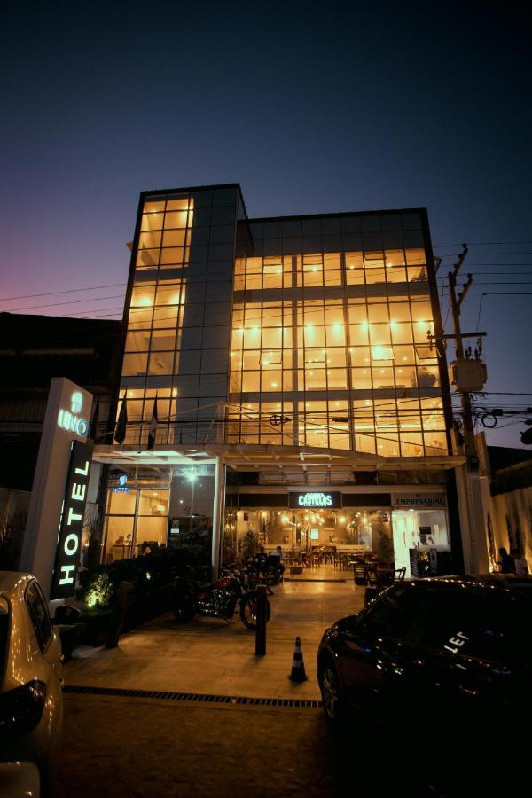 Uno Hotel Carpina Kültér fotó